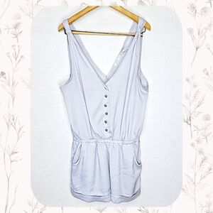✨3/$12 Urban Outfitters Kimchi Blue Silver Gray Romper size Small